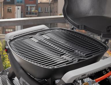 Weber Q1100N kaasugrilli 1501061 (musta)