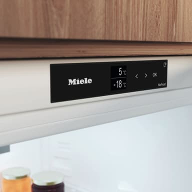 Miele Jääkaappipakastin KFN 7833 D (integroitava)