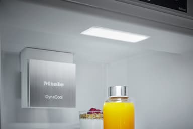 Miele Jääkaappipakastin KFN 7833 D (integroitava)