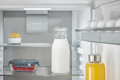 Miele Jääkaappipakastimet KFN 7844 C (Integroitava)