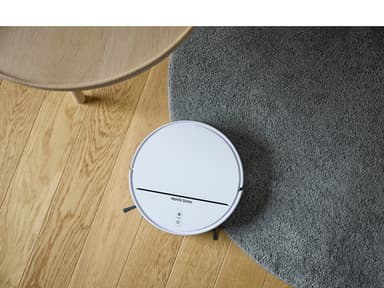Robot vacuum cleaner White