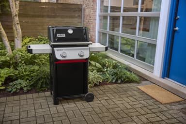 Weber Spirit E-210 kaasugrilli 1501001 (musta)