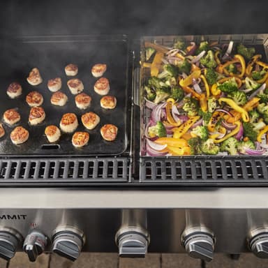 Weber Summit E kaasugrilli 1500110 (musta)