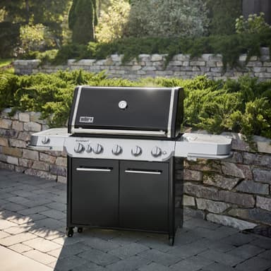 Weber Summit E kaasugrilli 1500110 (musta)