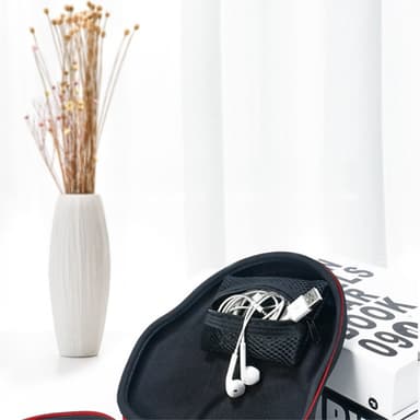 AirPods Max -iskunkestävälle vedenpitävälle kuulokemikrofonille