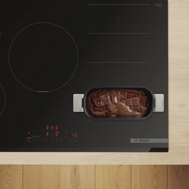Bosch Induktiokeittotaso integroidulla liesituulettimella PVQ795H26E