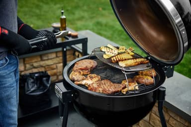Weber Summit Kamado E6 hiiligrilli 18201004 (musta)
