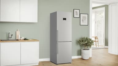 Bosch Jääkaappipakastimet KGN367ICT