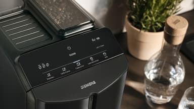 Siemens EQ300 kahvinkeitin TF301E09 (pianomusta)