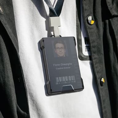 RFID-korttiteline 6 kortille ja henkilökorttiteline klipsillä Musta