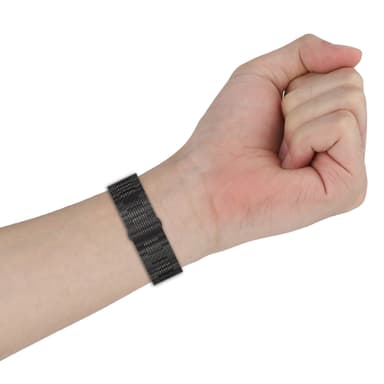 Teksturoitu teräshihna Garmin Forerunner 165/165 Music/168/168 Music/D2 Air X10/Bounce/vivoactive 5/Active 5/VivoMove Trend/venu SQ2/vivomove sport/Venu 2 Plus/approach S40/Forerunner 158 Musta 22 mm