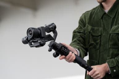 Sony E PZ 10–20 mm f/4 G objektiivi