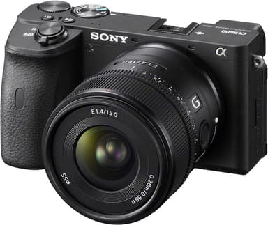 Sony E 15 mm f/1,4 G APS-C objektiivi
