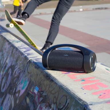 Nedis Bluetooth® Party Boombox | 6 tuntia | 2.0 | 50 W | Median toisto: AUX / USB | IPX5 | Linkitettävä | Kantokahva | Juhlavalot | Musta