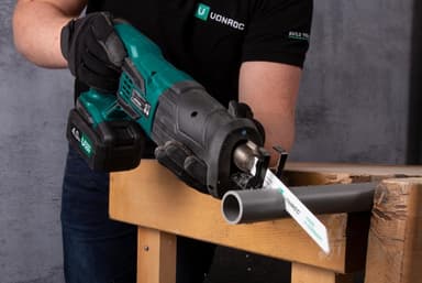 Akku-Säbelsäge VPower 20V – Komplettset mit 2.0Ah Akku, Schnellladegerät, Sägeblättern und Aufbewahrungstasche