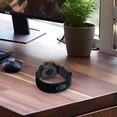 Garmin 26 mm nailonranneke tarranauhalla Musta