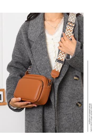 Crossbody laukut naisille, PU-nahkainen säädettävä hihnalaukku Ruskea