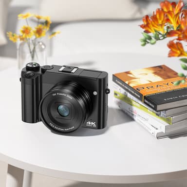 DC218T 4K HD -kamera kahdella linssillä ja kosketusnäytöllä