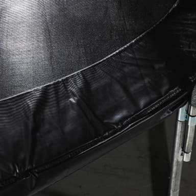 React Aero trampoliini 3,05m turvaverkolla