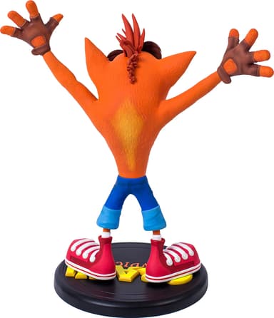First 4 Figures Crash Bandicoot toimintafiguuri (Standard Edition)