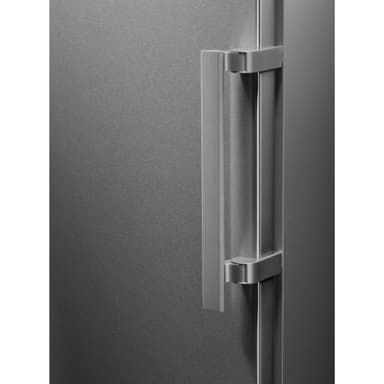 AEG Kaappipakastin OAG6N281EX