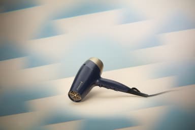 Remington Sapphire Luxe hiustenkuivaaja D5805 (sininen/kulta)