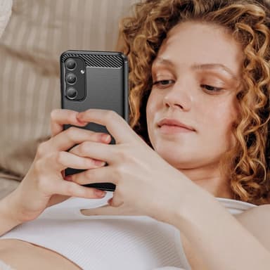 SKALO Samsung A55 5G Armor Carbon Iskunkestävä TPU suojakuori - Musta