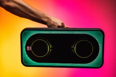 Altec Lansing ShockWave200 kannettava kaiutin (musta)