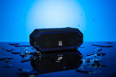 Altec Lansing HydraBlast kannettava kaiutin (musta)