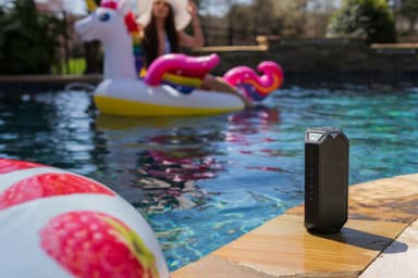 Altec Lansing HydraBoom kannettava kaiutin (musta)