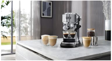 DeLonghi Dedica Maestro Plus EC950.M manuaalinen kahvikone
