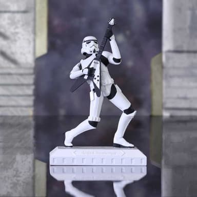 Nemesis Now Star Wars toimintafiguuri (Stormtrooper Rock On!)