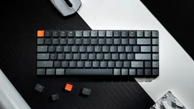 Keychron K3 RGB langaton näppäimistö (Low-profile Red kytkimet)