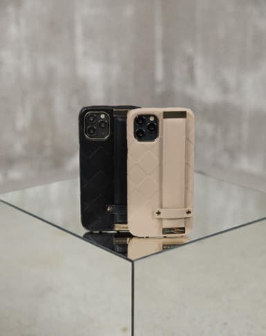 Statement Case iPhone 11/XR Braided Light Camel