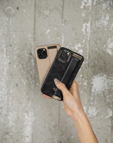 Statement Case iPhone 12 / 12 Pro Braided Smooth Noir