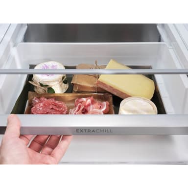 Electrolux Jääkaappi-pakastin yhdistelmä ENC8MD18S
