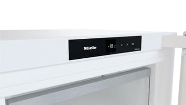 Miele Kaappipakastin FNS 4382 D N