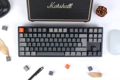 Keychron K8 langaton näppäimistö (Gateron Red kytkimet)
