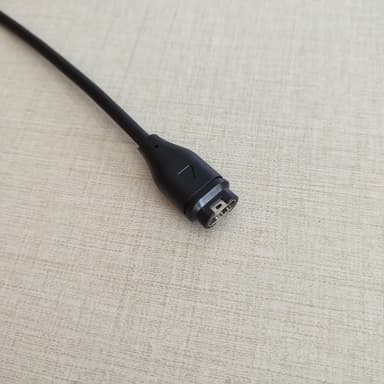 USB-C-älykellon latauskaapeli Musta