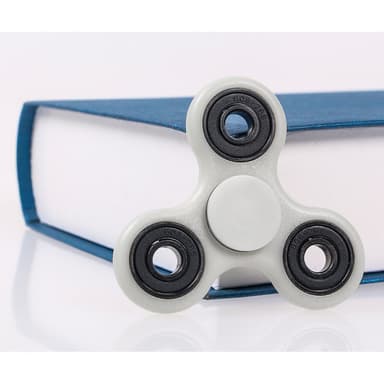 Fidget Spinner valoisa