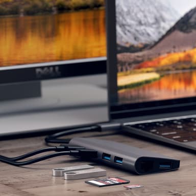 Satechi 9-in-1 USB-C hubi (avaruudenharmaa)