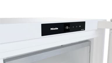 Miele pakastin FNS 4382 E