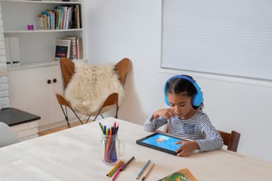 Belkin SoundForm Mini langattomat on-ear kuulokkeet (sininen)