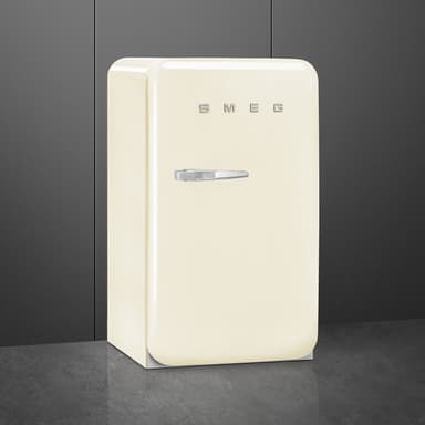 Smeg 50's Style Jääkaappi FAB10HRCR6 (kerma)