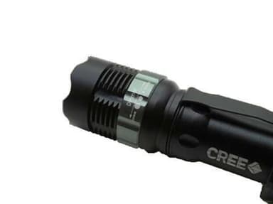 CREE LED SA-6 -taskulamppu zoomilla