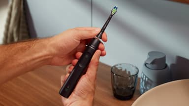 Philips Sonicare Series 5300 sähköhammasharja HX710101 (musta)