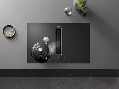 Miele Induktiokeittotaso integroidulla liesituulettimella KMDA 7676 FL-U BlackPerfection