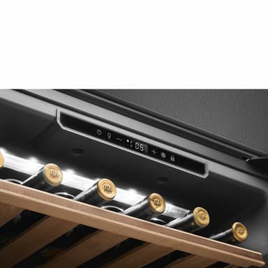 Smeg Drinks chiller CVI121B3