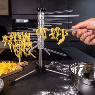 Pastahylly pastan ripustamiseen ja kuivaamiseen