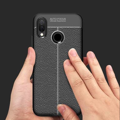 Huawei P20 LITE 2018 / NOVA 3E Suojakuori Cover (Musta)